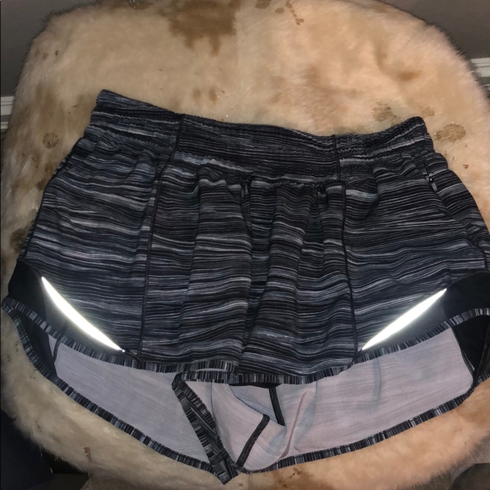 Lulu lemon Hotty Hot shorts